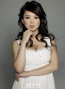 李湘最新个人生活爆料,生活点滴中的幸福瞬间  第1张